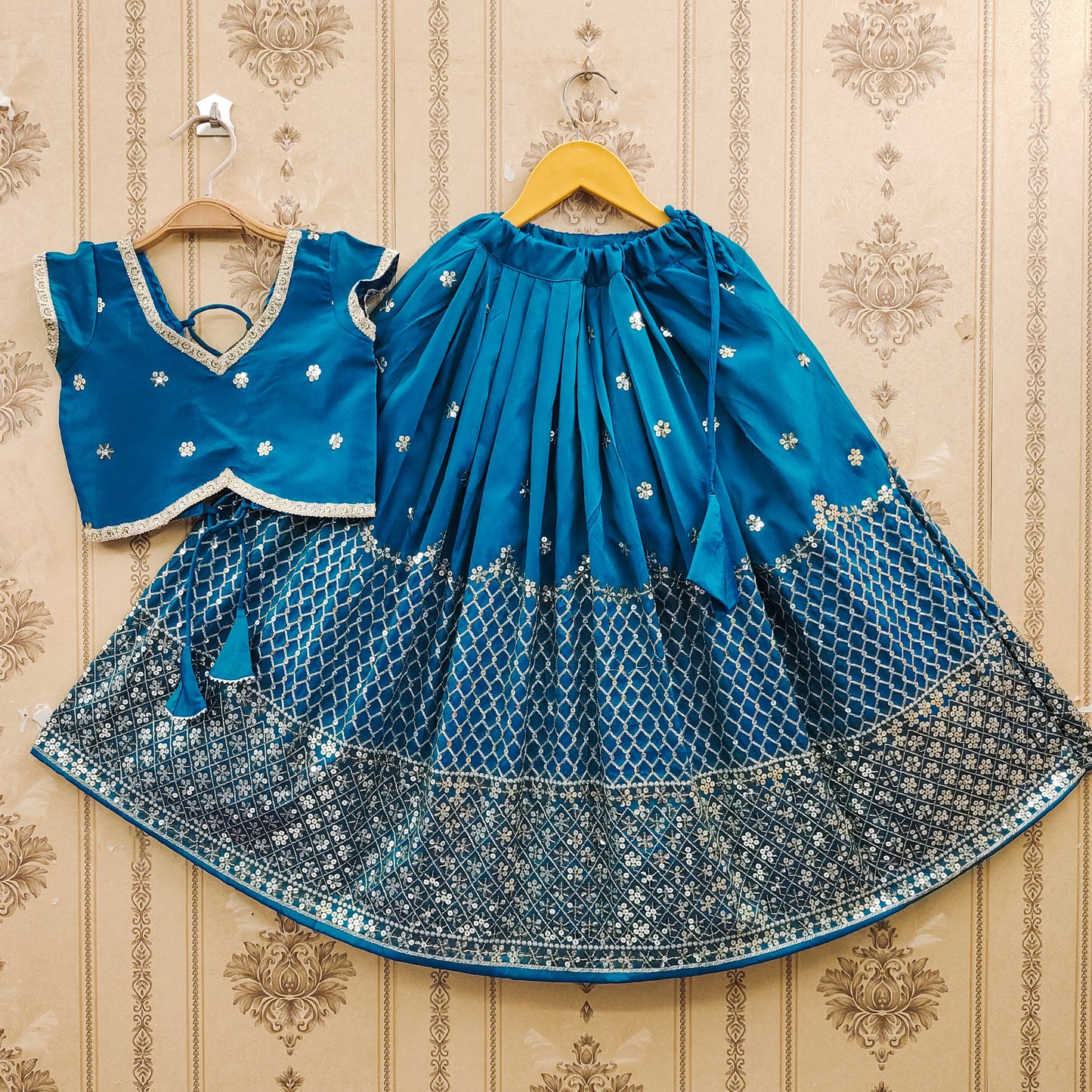 Festive Taffeta Silk Kids Lehenga Choli Set – Elegant Traditional Wear for Girls